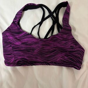 Lululemon sports bra